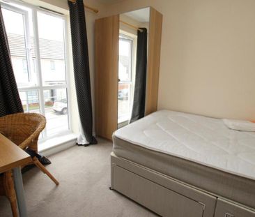 ***STUDENT PROPERTY *** 6 bedroom student property 5 min walk from ... - Photo 2