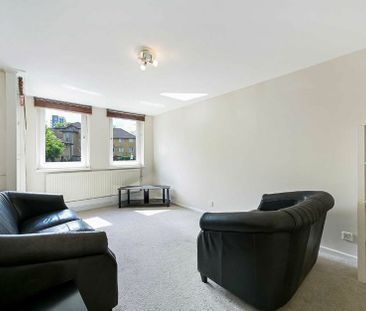 Elgin Avenue - Photo 4