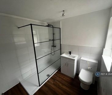 1 bedroom in a house share to rent - Photo 6