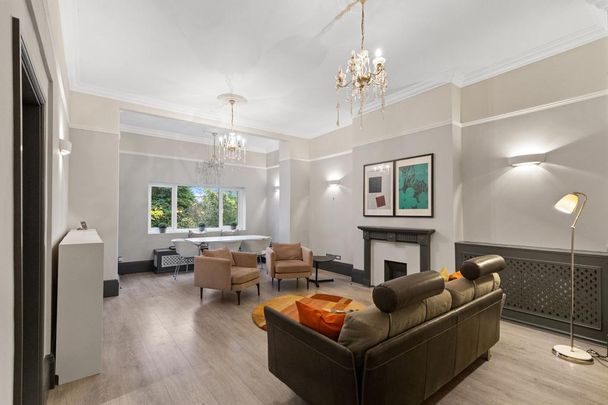 3 bedroom apartment to rent - Photo 1