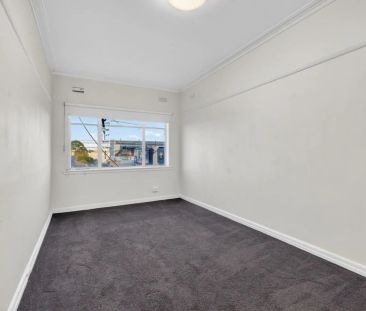 Close to Everything - Photo 1