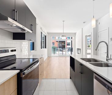 350 Boulevard De L'Amerique-Francaise, Gatineau, QC - Photo 2