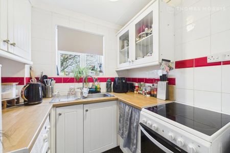 1 bedroom end of terrace house to rent - Photo 2