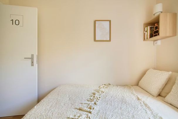 Alameda Dom Afonso Henriques, Lisbon, Lisbon 1000-252 - Photo 1