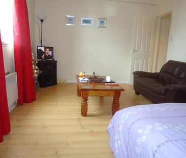 1 bedroom flat to rent - Photo 6