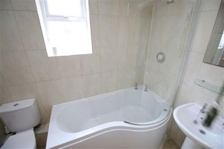 2 bedroom property to rent - Photo 5