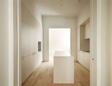 Brand new split level apartment set in the heart of St John's Wood - Photo 2