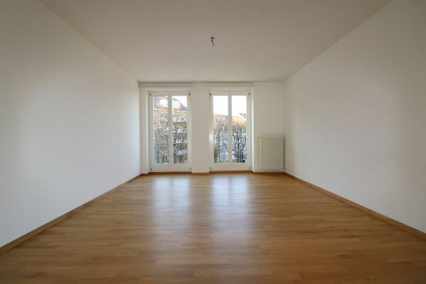 Mit Blick aufs Spalentor - schöne 5-Zimmerwohnung im 2.OG - Foto 1