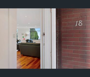 18/320 Davey Street, South Hobart, Tas 7004 - Photo 6