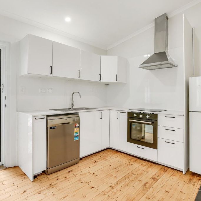 Two Bedroom Home with Separate Large Study/ Living Room in the Heart of Balmain - Photo 1