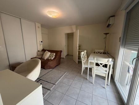 Location Appartement 2 pièces 44m² VILLEURBANNE 69100 - Photo 3