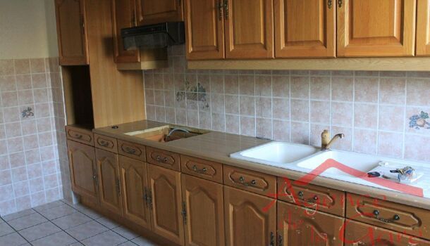 Appartement 4 pièces 70m2 REIMS 785 euros - Photo 1