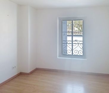 Location Maison 3 pièces 87m² REALMONT 81120 - Photo 1
