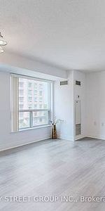 Yonge/Sheppard Bright +Spacious 1Bdrm Corner Lrg Windows Open Concept - Photo 3