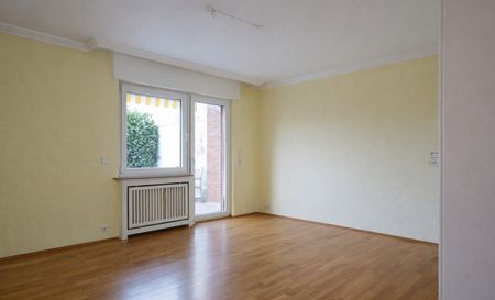Bockumer Platz! Schöne Erdgeschosswohnung mit großer Terrasse, eigenem Garten und Garage - Foto 5