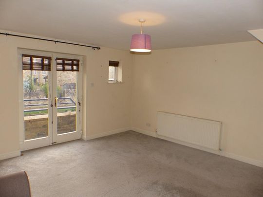 2 bedroom terraced house to rent - Photo 1