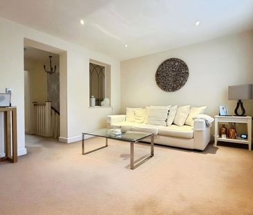 2 bedroom maisonette to rent - Photo 2