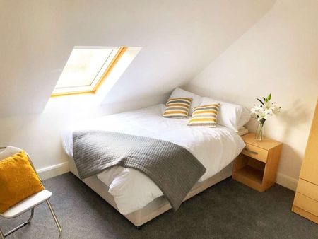 A Good Houseshare share for Rent in Hove Room 4 - Photo 5