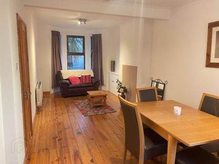 2 Whitehall Parade, Ormeau Road - AVAILABLE 1st JUNE, Belfast, BT7 3GX - Photo 3