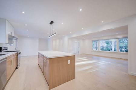 For Lease - 2417 Mississauga Road Unit# Main, Mississauga, Ontario - Photo 5