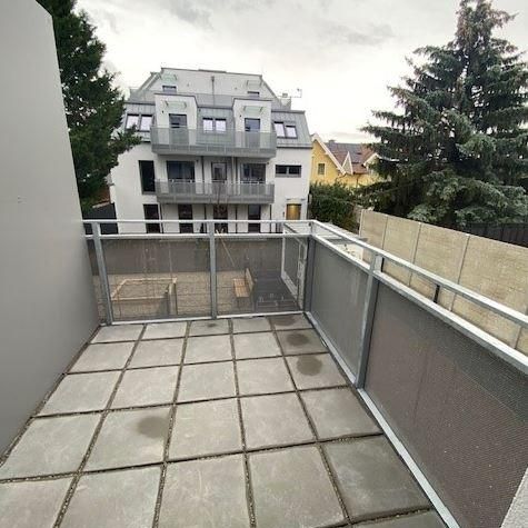 Ab 1.2.2025 – Neuwertige Neubau-Singlewohnung mit Balkon – U6-Nähe - Photo 1