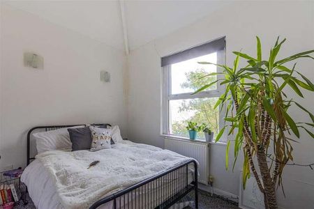 Howard Gardens, Roath, CF24 - Photo 4