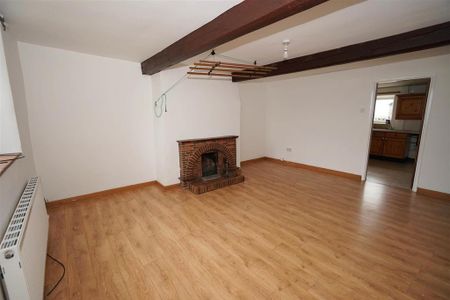 3 bedroom barn conversion to rent - Photo 2