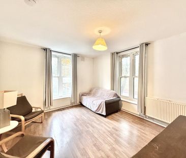 3 bedroom flat to rent - Photo 6