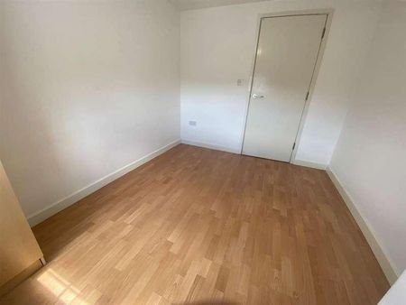 Wellington Street, Luton, LU1 - Photo 2