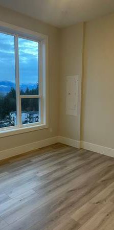 East Chilliwack Furnished Upper Floor - RENTDAN - Photo 1