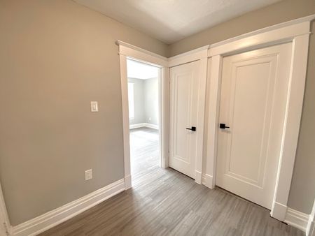 $2,200 / 2 br / 1 ba / 750 sqft 2BR Duplex in Hamilton - Photo 2