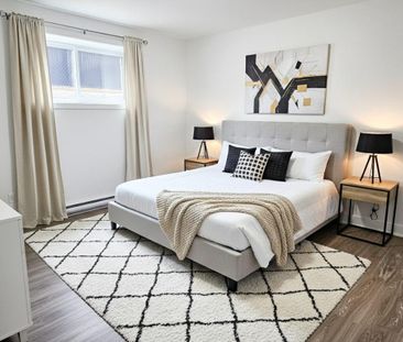 À l’état neuf, magnifique et lumineux condo 4 1/2 Rive-Nord train REM - Photo 3