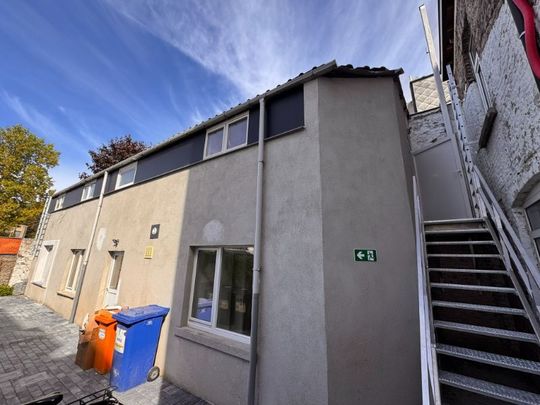 --- NIEUW --- Gerenoveerd 2-slaapkamerappartement nabij UZ! - Foto 1