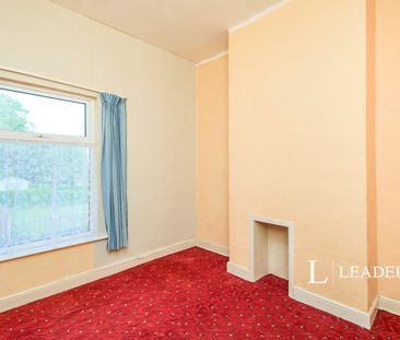 3 bedroom mid-terrace to rent School Street, Church Gresley - Photo 4
