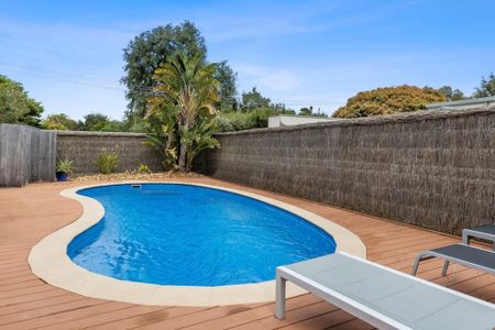 Tropical Coastal Retreat- includes pool and lawn maintenance - Photo 2