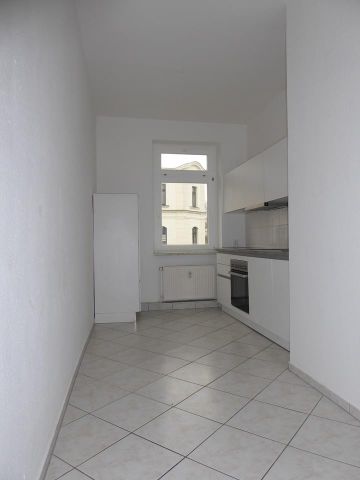 Kleines Reich mit Einbauküche freut sich auf neue Mieter. - Photo 5