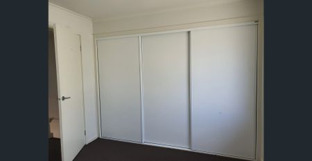 3 Storeys 2 Bedrooms Plus Study Townhouse for Rent and Available Now!: - Photo 4