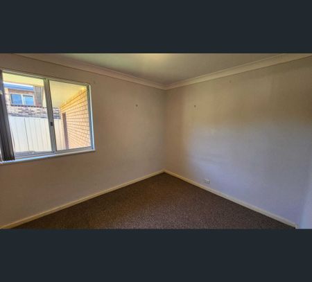 10 Capri Avenue, Forster, NSW 2428 - Photo 5
