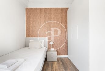 Penthouse for rent with Terrace in San Francesc (Valencia)