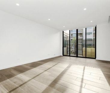 One bedroom + Study! - Photo 1