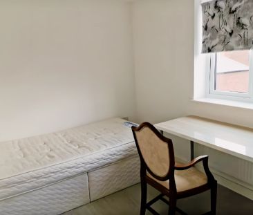 2 bedrooms 2 bathrooms - Photo 6