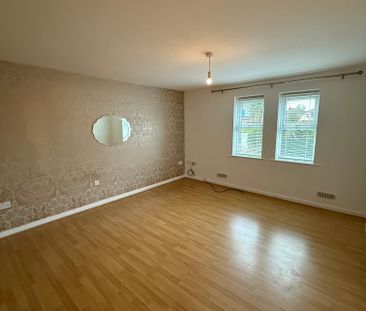 2 Bed - 326 Whitehall Road, Leeds - LS12 5NP - Professional - Photo 1
