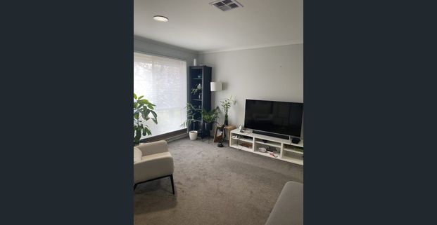 FAMILY HOME IN AN IDEAL LOCATION !!! WALKING DISTANCE TO GRANGE SCHOOL - Photo 1