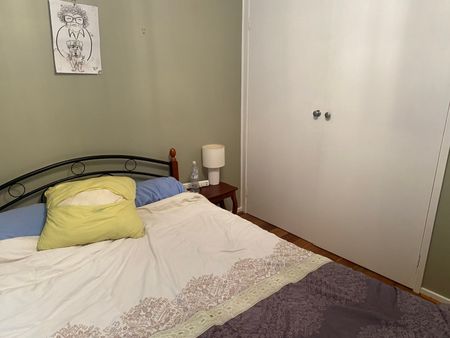 Cranbourne - Photo 2