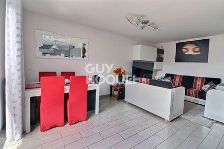 Appartement 4 pièces meublée à louer à Mairie d'Aubervilliers - Photo 2