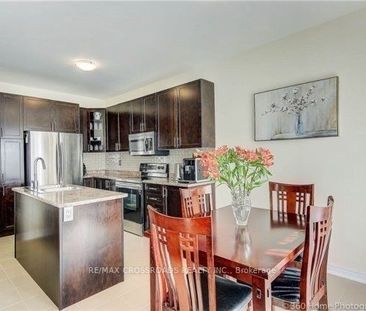 For Lease - 205 Laker Court, Newmarket, Ontario - Photo 6