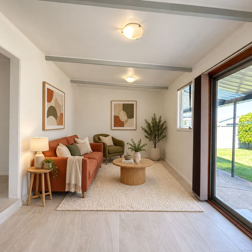 Comfortable 3 Bedroom Home - Photo 1