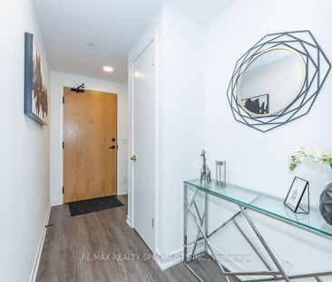 For Lease - 8 Beverley Glen Boulevard Unit# C202, Vaughan, Ontario - Photo 2