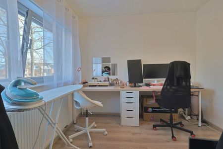 Rustig gelegen HOB met 3 slpks, tuin en garage in Melsele - Photo 5