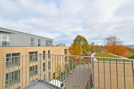 2 bedroom Apartment to rent - Photo 2